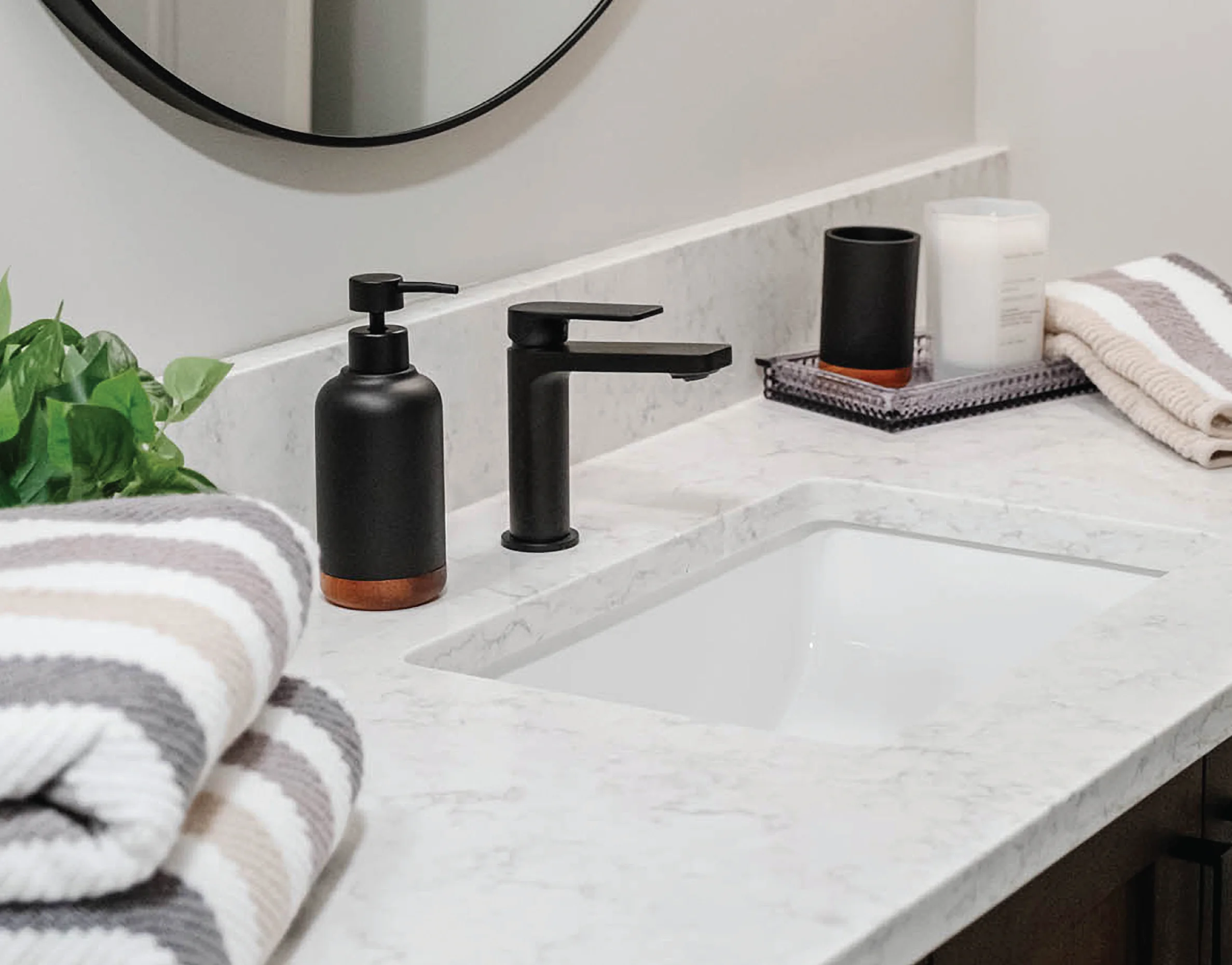 Éviers, lavabos et robinets | Espace Granite & Cie